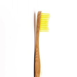 The Humble Co Humble Brush Οδοντόβουρτσα Bamboo Soft Ενηλίκων Κίτρινο χρώμα 1τμχ