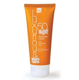 Intermed Luxurious Sun Care Body Cream SPF50 Αντηλιακή Κρέμα Σώματος με υαλουρονικό, 200ml